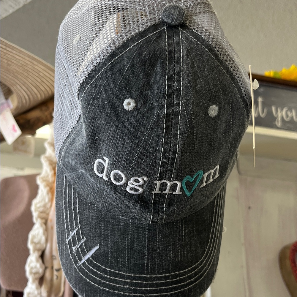 Katydid Gray 'Dog Mom' Hat